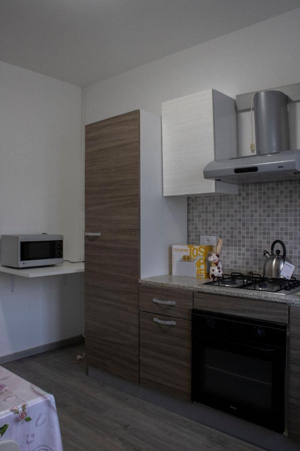 La Tana Dello Zio Gio Apartment เอนดิเน กายาโน ภายนอก รูปภาพ