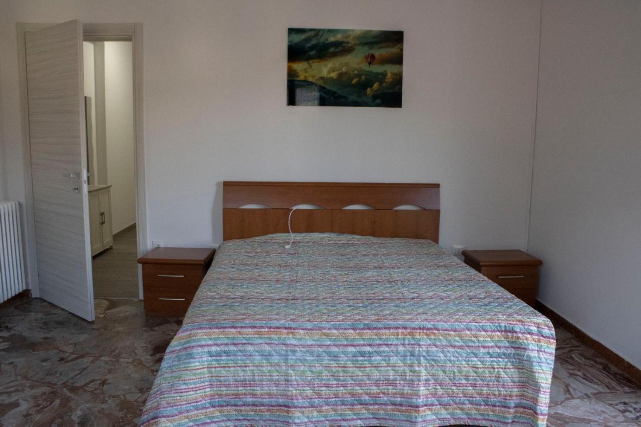La Tana Dello Zio Gio Apartment เอนดิเน กายาโน ภายนอก รูปภาพ